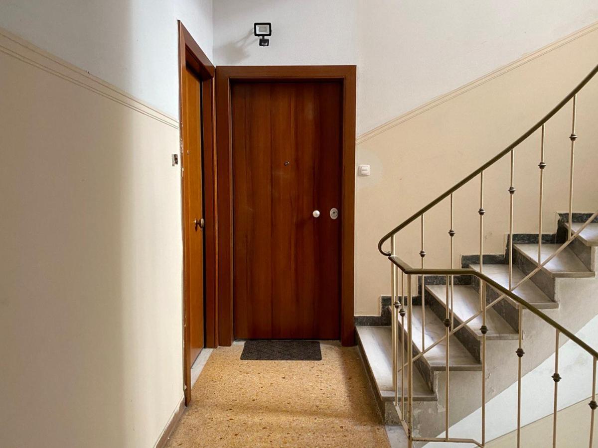 Ferienwohnung A Modern Flat In The Centre Athen Exterior foto